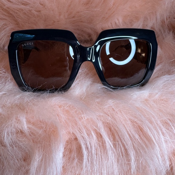 Gucci Black and Brown Oversized Sunglasses - Picture 1 of 7